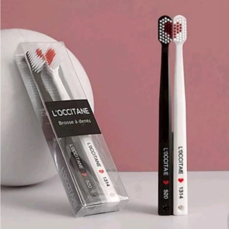 Escova de Dente Para Casal  Escova De Coração L'occitane  Escova de dente  Escova para Casal